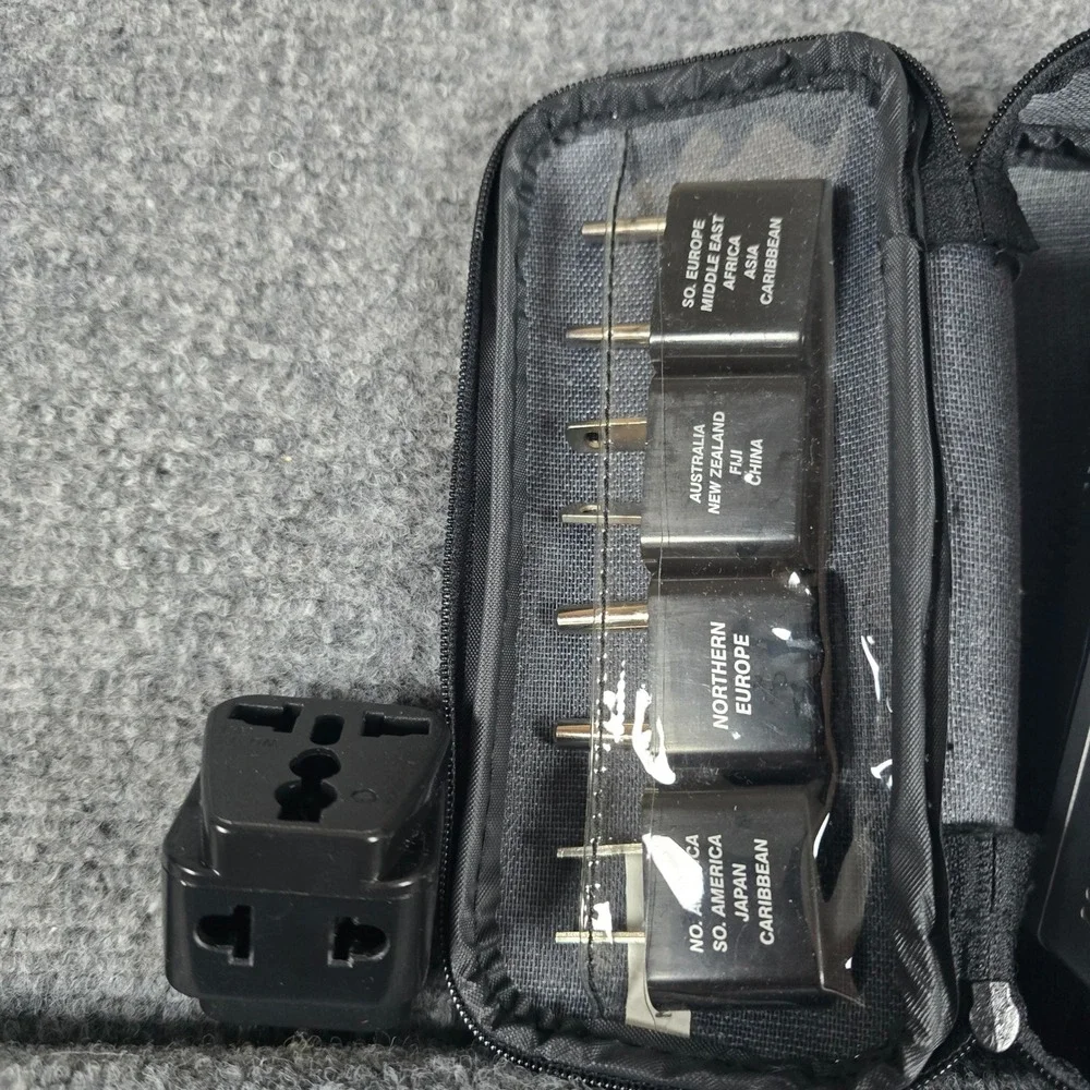 Franzus Model 200 Auto Adjust Voltage‎ Converter Set With Adapters